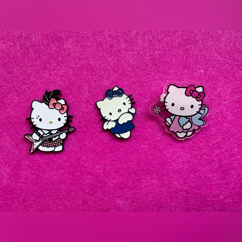 Sanrio Hello Kitty Pin Set